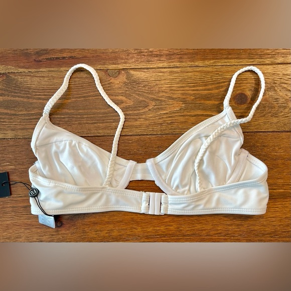 Fashion Union Exclusive | Ruched Underwire Bikini Top | White | Women’s 6 & 8 - Picture 6 of 8